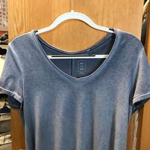 PacSun Me to We blue comfy v-neck tshirt
